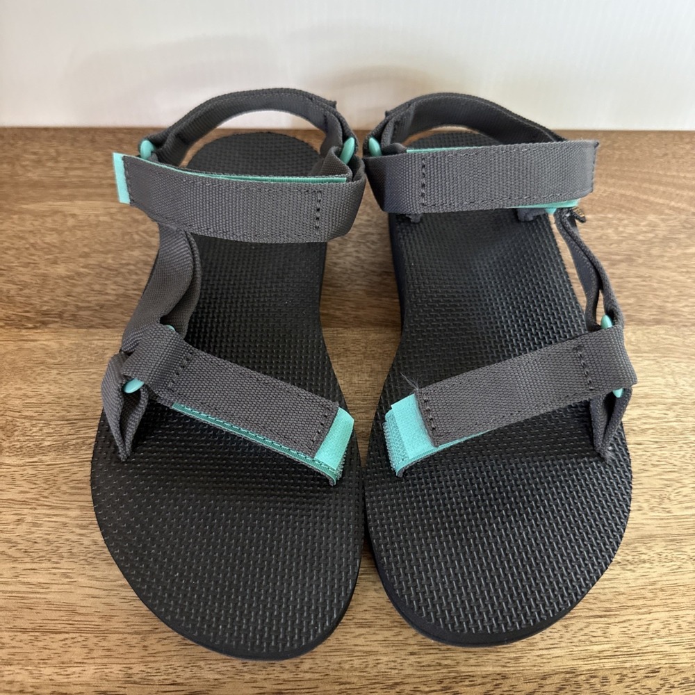 EUC Teva Women's Sandals Size 7 Gray & Teal Style 1003987 Universal Hiking